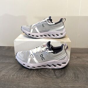 OnCloud Woman’s Cloudsurfer Trail Running Shoe